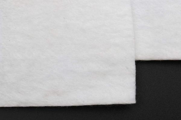 聚酯长丝土工布与涤纶短纤土工布有何不同？  第3张